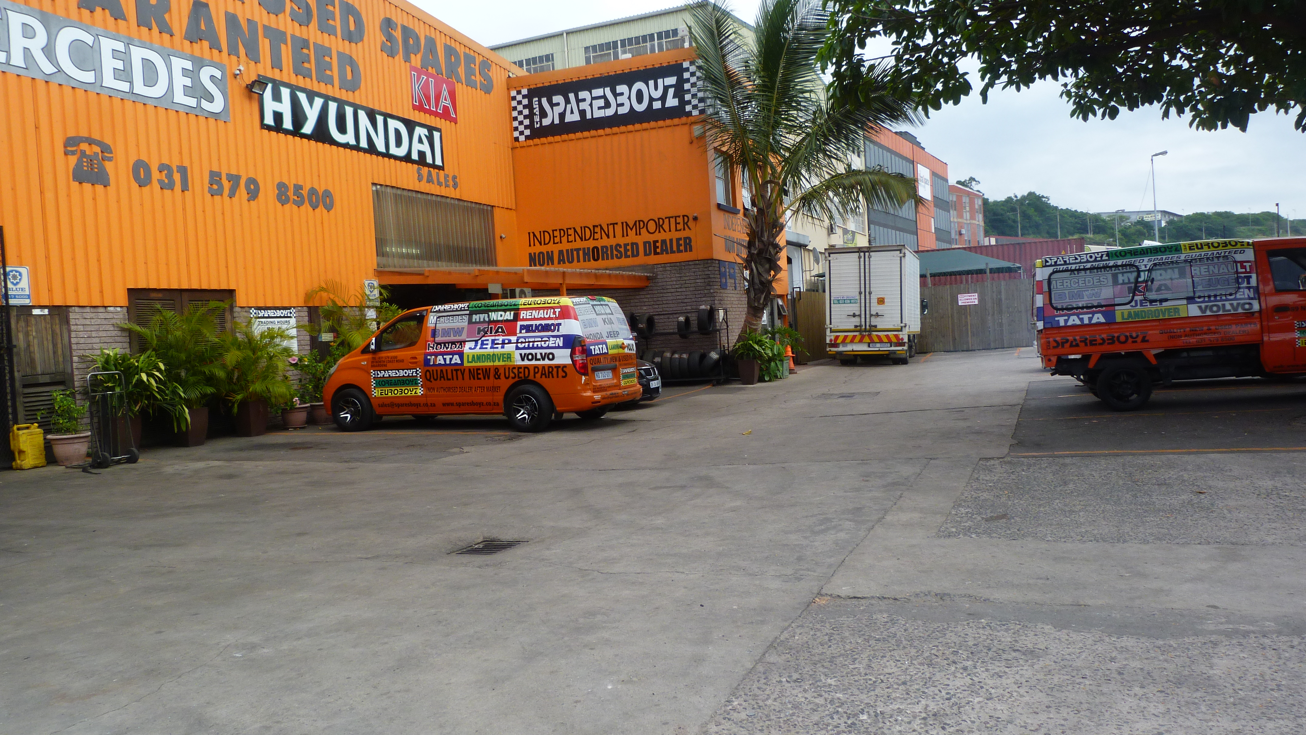 Monday morning at Sparesboyz (2)