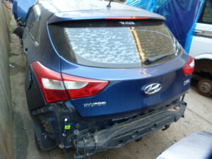 Hyundai i30 1.6 GLS Premium AT - 2012
